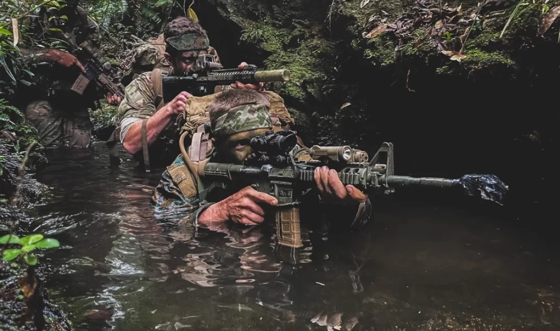 What are the best unconventional tactics in jungle warfare?